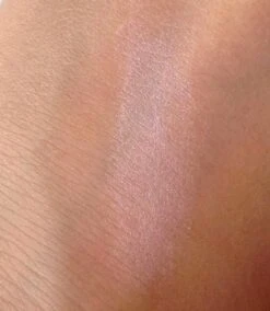 Makeup Revolution - The One Blush Stick - Dream -Glam Make-up Verkoop 1042x1200 4