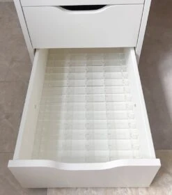 Jumanah® Collections "Sorted" - Large - Set A - Make Up Organizer Ladeverdeler Transparant Acryl- Ikea Alex 5 Ladeblok 9 Jumanah® Collections "Sorted" - Large - Set A - Make Up Organizer Ladeverdeler Transparant Acryl- Ikea Alex 5 Ladeblok -Glam Make-up Verkoop 1058x1200 5