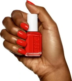 Essie Russian Roulette 61 - Rood - Nagellak 15 Essie Russian Roulette 61 - Rood - Nagellak -Glam Make-up Verkoop 1066x1200