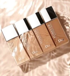 Dior Forever Summer Skin 30 Ml Pompflacon Vloeistof 004 Medium Deep -Glam Make-up Verkoop 1110x1200 2