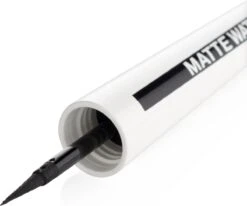 Maybelline Master Ink Matte Waterproof - Black - Eyeliner -Glam Make-up Verkoop 1200x1002 4