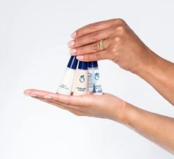 Herome French Manicure Set Salmon - Complete Set In 3 Stappen Een French Manicure - Met Een Salmon Kleurlak, Een Witte Nagellak Voor De Nagelranden En Een Top Coat - 3x10ml. -Glam Make-up Verkoop 1200x1098