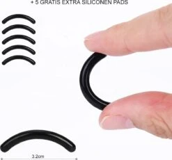 INTER-ESQUE® Wimperkruller Met Kam - Eyelash Curler + 5x Gratis Extra Siliconen Pad - Zwart/Zilver -Glam Make-up Verkoop 1200x1117 13