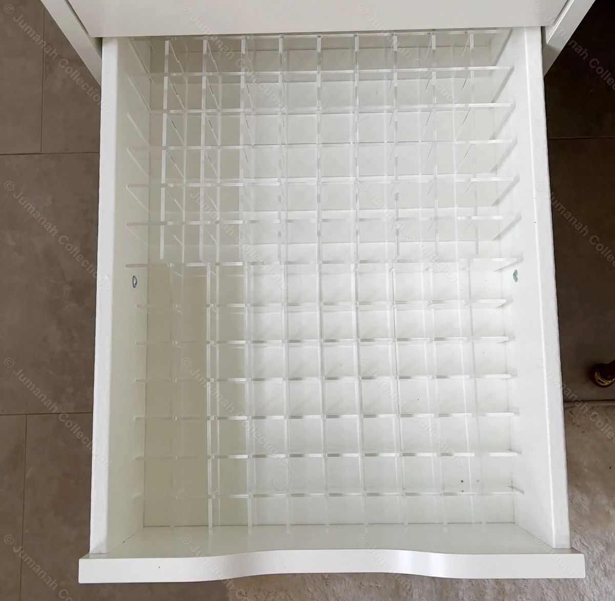 Jumanah® Collections - "Sorted" Large Lip Set - Make Up Organizer - Ladeverdeler - Lade Organizer - Transparant - Acryl - Kunststof - Ikea Alex 5 Ladeblok 8 Jumanah® Collections - "Sorted" Large Lip Set - Make Up Organizer - Ladeverdeler - Lade Organizer - Transparant - Acryl - Kunststof - Ikea Alex 5 Ladeblok - Afbeelding 8