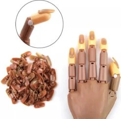 Merkloos Nailtrainer – Nail Practice Hand – Oefenhand Nagelstyliste (incl. 100 Oefen Nagels!) -Glam Make-up Verkoop 1200x1177 12