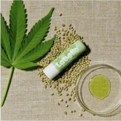 Labello Vegan Naturally Hennepzaadolie Lippenbalsem -Glam Make-up Verkoop 1200x1200 1169