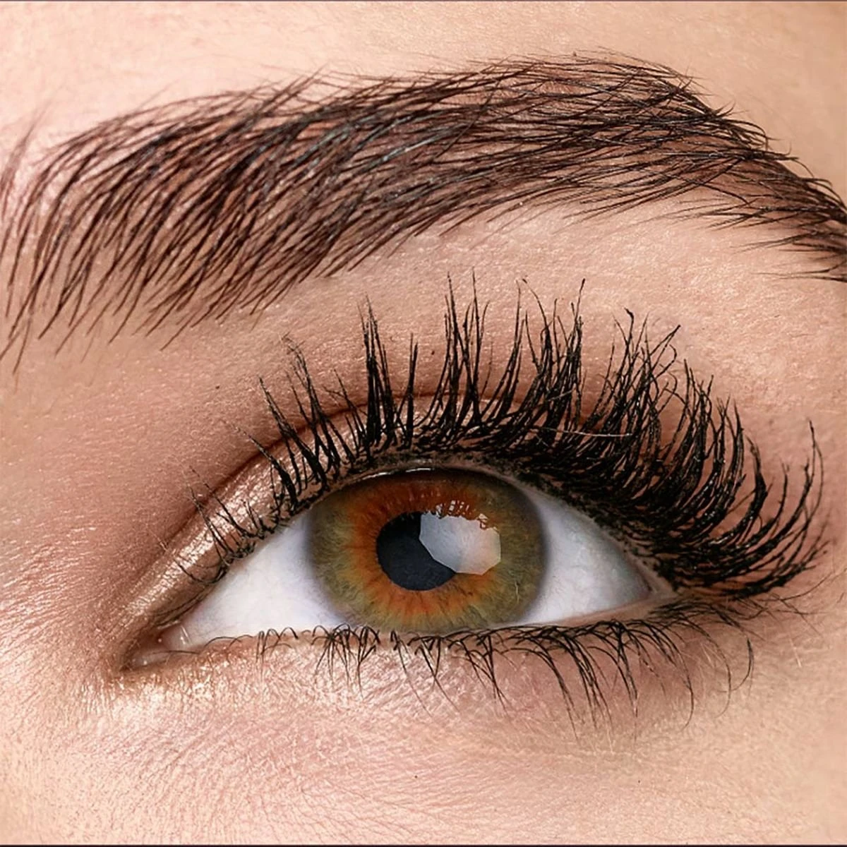 Maybelline Total Temptation Mascara - Zwart 8 Maybelline Total Temptation Mascara - Zwart - Afbeelding 8