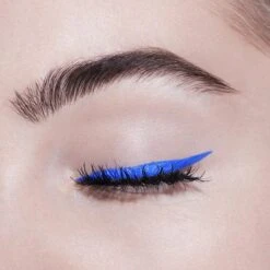 Bourjois Liner Pinceau Eyeliner - 04 Bleu Pop Art -Glam Make-up Verkoop 1200x1200 1595