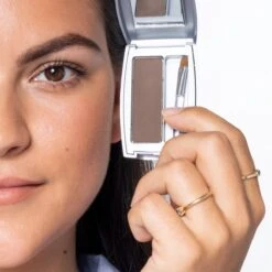 Herome Eye Care Wenkbrauw Poeder Donkerbruin - Compact Brow Powder Dark Brown - Waterproof Verrijkt Met Panthenol - Volumineuze Wenkbrauwen -Glam Make-up Verkoop 1200x1200 2098