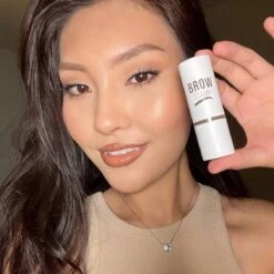 Merkloos Premium Wenkbrauw Stempel - Wenkbrauw Sjabloon - Wenkbrauwstempel - Brow Stamp - 10 Sjablonen - Borsteltje - Herbruikbaar - Waterdicht - Cadeau Voor Haar - Mediumbruin -Glam Make-up Verkoop 1200x1200 2131