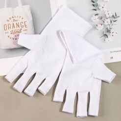 Anti | UV | Stralings Beschermings | Handschoenen | UV Lamp | UV Handschoenen| Nageldrogerlamp | Manucure | Gel Nagels 12 Anti | UV | Stralings Beschermings | Handschoenen | UV Lamp | UV Handschoenen| Nageldrogerlamp | Manucure | Gel Nagels -Glam Make-up Verkoop 1200x1200 380