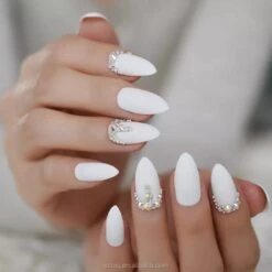 Royala 109 - Oval Almond Binnen En Buiten Full Frosted - Full Cover - Nageltips - Nepnagels - Plaknagels - In Assortimentsbox - 120 Stuks 12 Maten - Voor Gellak Acrylnagellak En PolyGel Nagels - Royala Frosted Tips Line 11 Royala 109 - Oval Almond Binnen En Buiten Full Frosted - Full Cover - Nageltips - Nepnagels - Plaknagels - In Assortimentsbox - 120 Stuks 12 Maten - Voor Gellak Acrylnagellak En PolyGel Nagels - Royala Frosted Tips Line -Glam Make-up Verkoop 1200x1200 528