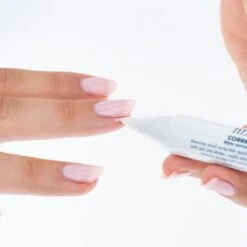 Herome Corrector Pen - Milde Acetonvrije Nagellakremover In Een Handige Stift - 3ml. 6 Herome Corrector Pen - Milde Acetonvrije Nagellakremover In Een Handige Stift - 3ml. -Glam Make-up Verkoop 1200x1200 61