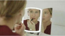 Merkloos Make-up Organizer Met Spiegel En LED Van METU-Online - Make Up Opberger - Make Up Spiegel Met Led Lamp - Makeup Opbergdoos - Make-up Spiegel Wit - Make Up Spiegel Met Verlichting En Usb - Make Up Koffer - Make Up Tafel - Make Up Organizer -Glam Make-up Verkoop 1200x681 4