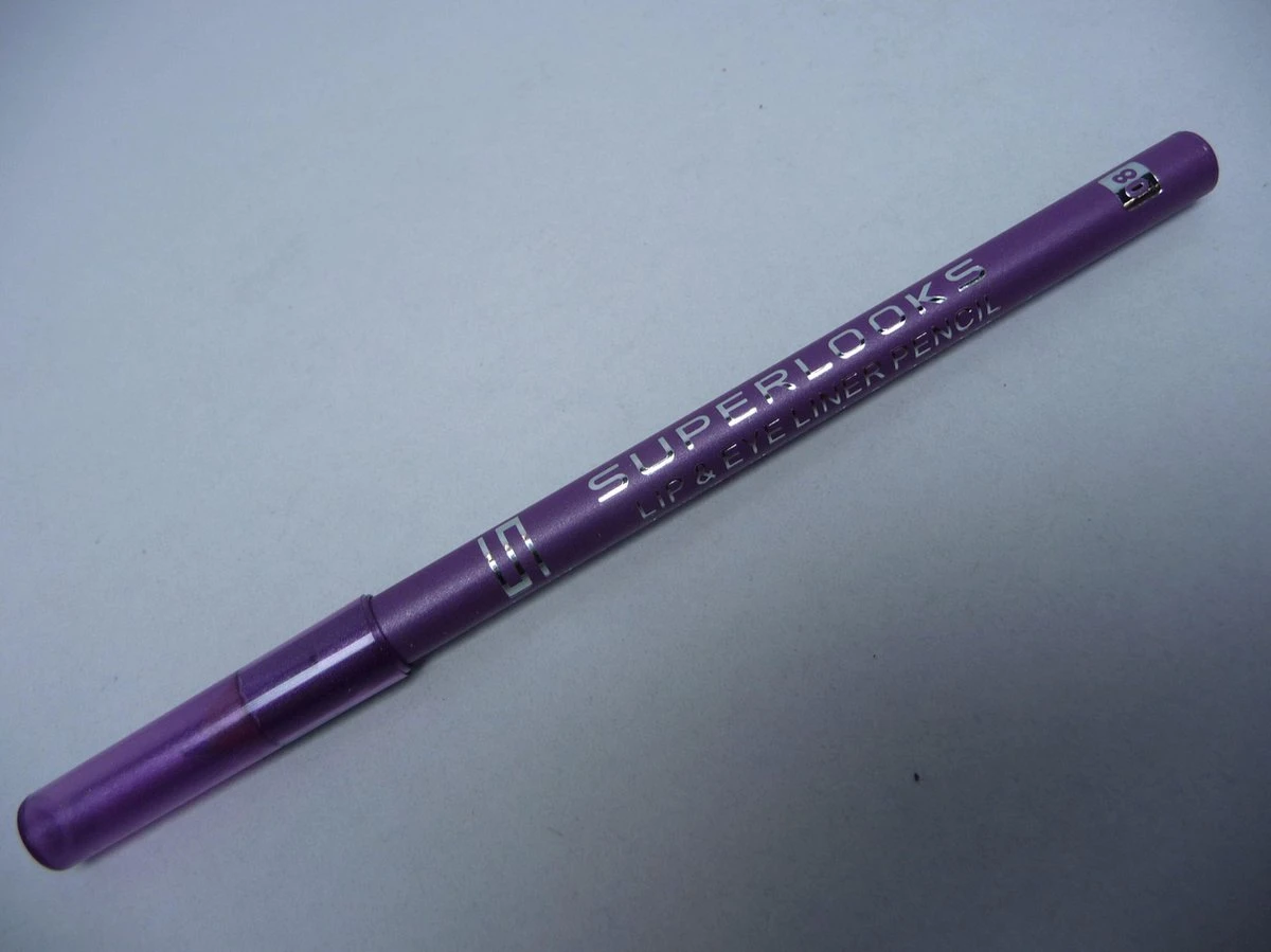 Superlooks Lip & Eyeliner Potloden Met Sluitcap Assortiment Set Van 12 Stuks Verschillende Kleuren, Watervast. 6 Superlooks Lip & Eyeliner Potloden Met Sluitcap Assortiment Set Van 12 Stuks Verschillende Kleuren, Watervast. - Afbeelding 6