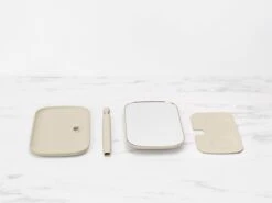 Brabantia ReNew Make-up Spiegel - Met Accessoireschaal - Soft Beige 25 Brabantia ReNew Make-up Spiegel - Met Accessoireschaal - Soft Beige -Glam Make-up Verkoop 1200x899 22