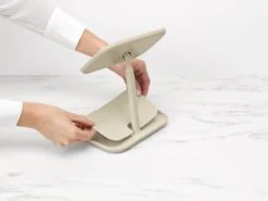 Brabantia ReNew Make-up Spiegel - Met Accessoireschaal - Soft Beige 31 Brabantia ReNew Make-up Spiegel - Met Accessoireschaal - Soft Beige -Glam Make-up Verkoop 1200x899 25