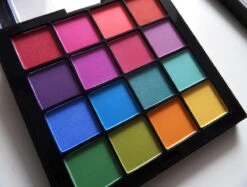 NYX Professional Makeup Ultimate Shadow Palette - Brights USP04 - Oogschaduw Palet -Glam Make-up Verkoop 1200x910 3