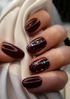 SD Press On Nails - B-Series - Plaknagels - Nagelset 20 Nagels - B72 - Rood - Gellak - Nagellak - Korte Ronde Nageltips - Nepnagels Met Lijm - Kunstnagels - Nail Art - Handmade - Valse Nagels - Nagelvijl - Accessoires - Korte Nagels - Glitter