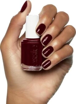 Essie Bordeaux 50 - Bordeaux - Nagellak -Glam Make-up Verkoop 877x1200