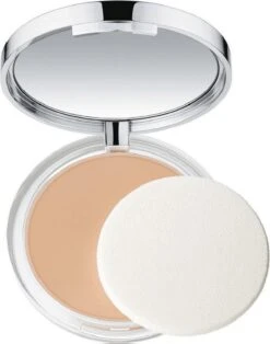 Clinique Almost Powder SPF 15 - Light - Make-uppoeder 25 Clinique Almost Powder SPF 15 - Light - Make-uppoeder -Glam Make-up Verkoop 944x1200